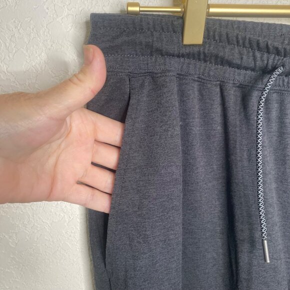 BKE Buckle Performance Fabric Jogger Pants Mens Size S Gray Athletic Athleisure - Picture 5 of 15
